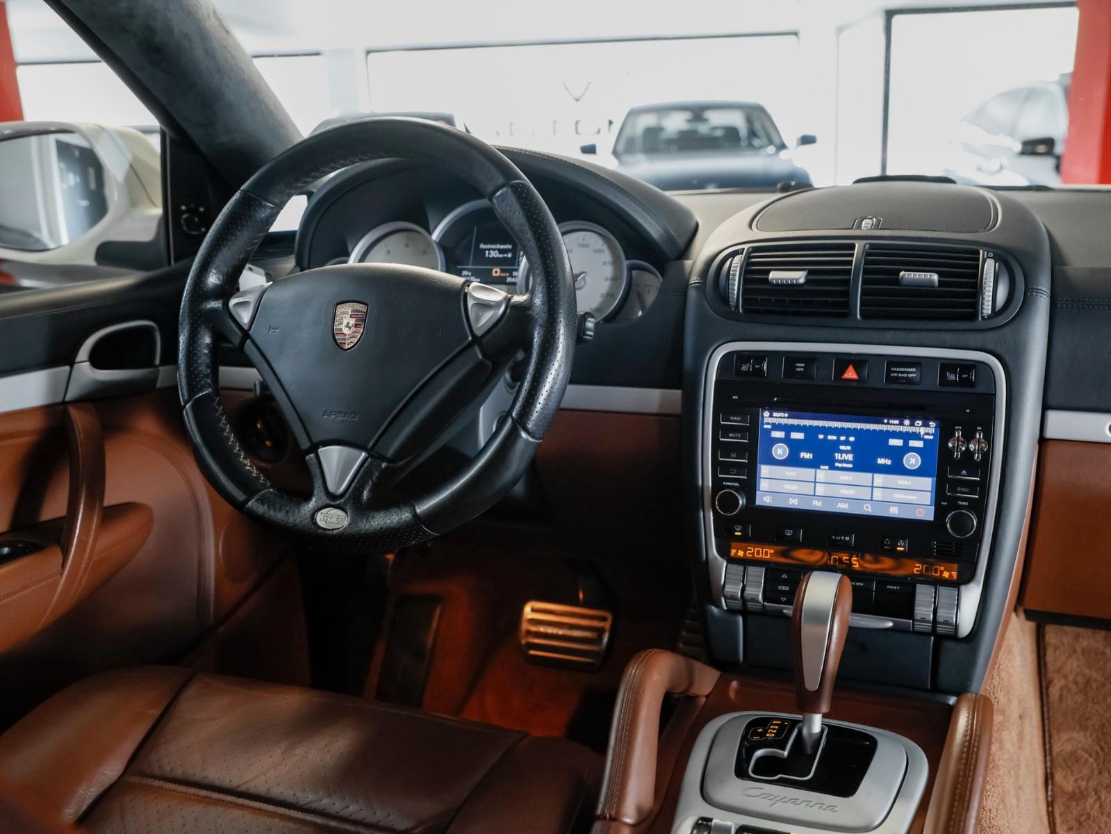 Porsche Cayenne Turbo TECHART *KAMERA-BiXENON-BOSE-MEMOR