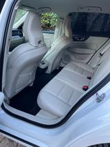 Volvo V60 D4 AWD Geartronic Momentum Pro Momentum Pro - Volvo V60 in Bonn