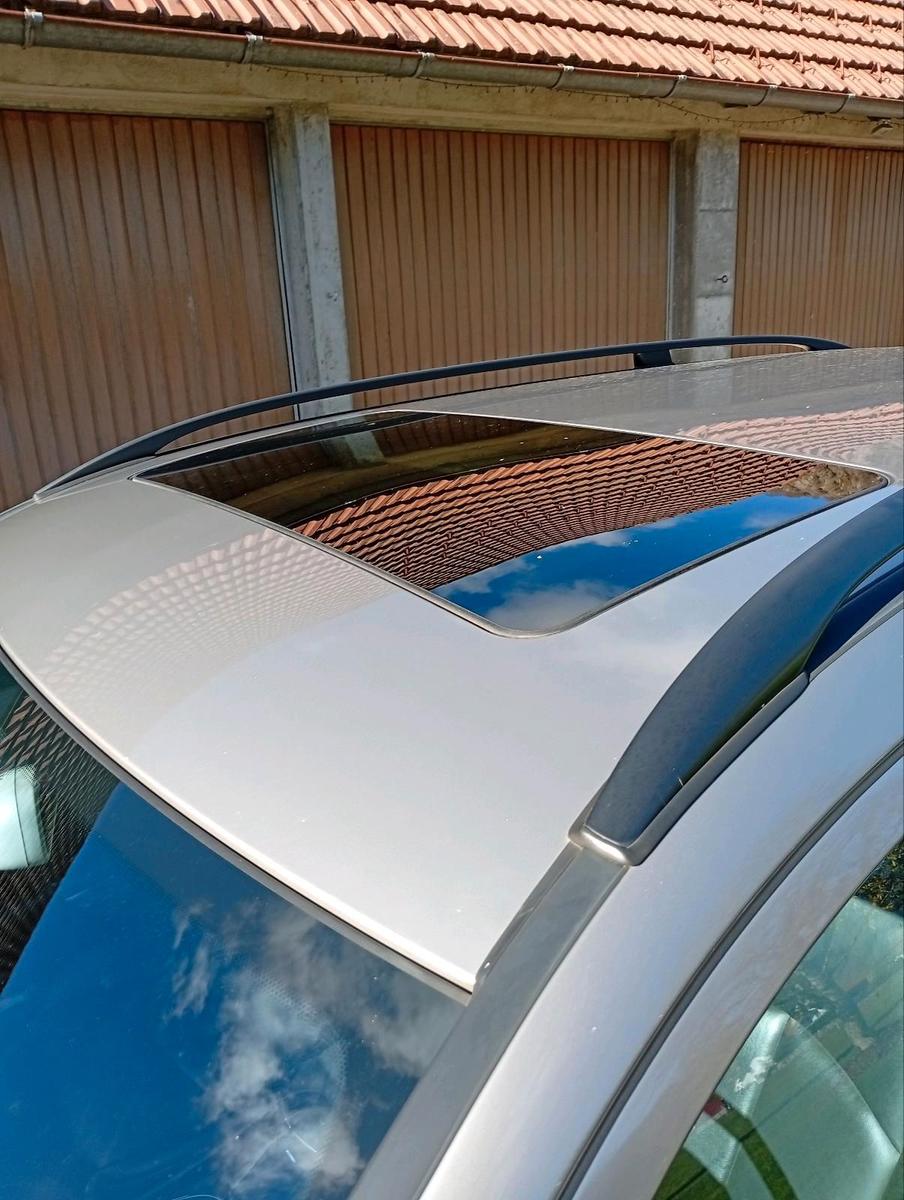 Mercedes-Benz E320 2004 — photo 15