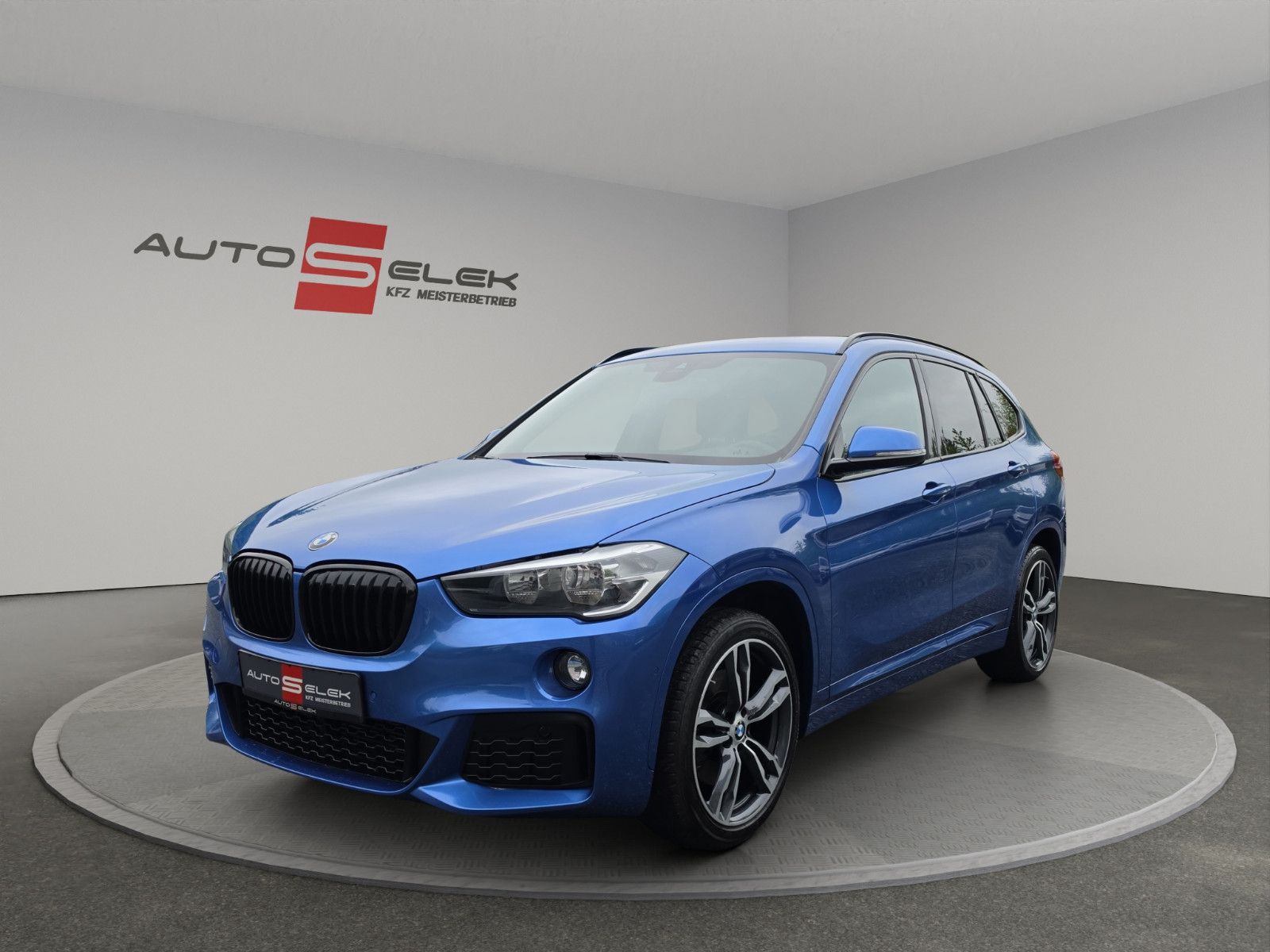 Fahrzeugabbildung BMW X1 xDrive 20 d M-Sport Automatik