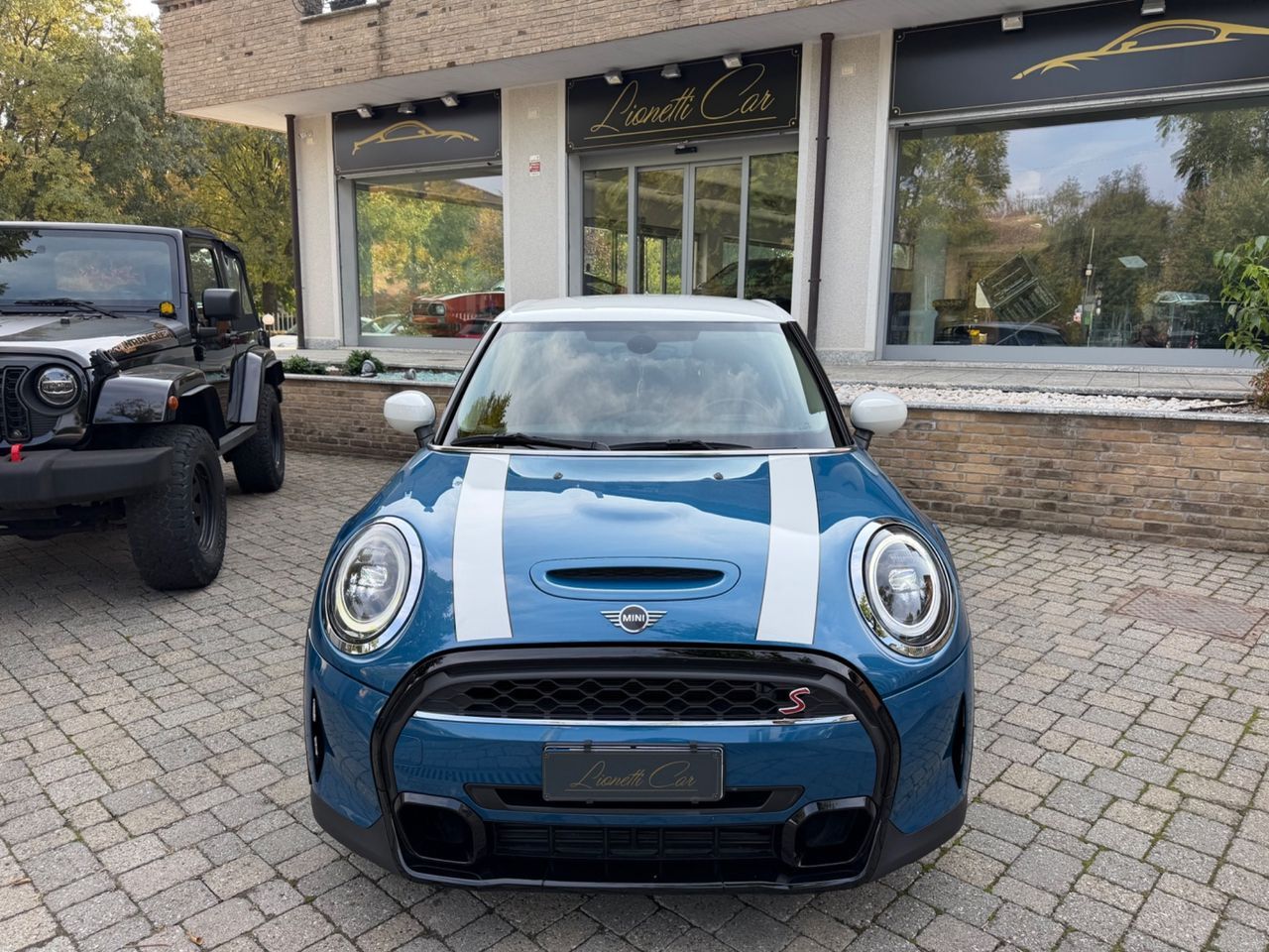 MINI Mini Cooper S 2.0 178 Cv f55 5 porte Essential T imagem 2