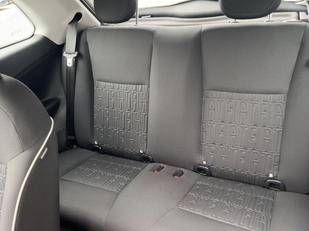 Fahrzeugabbildung Fiat 500e Elektro 42 kwh ALU Apple CarPlay Android Au