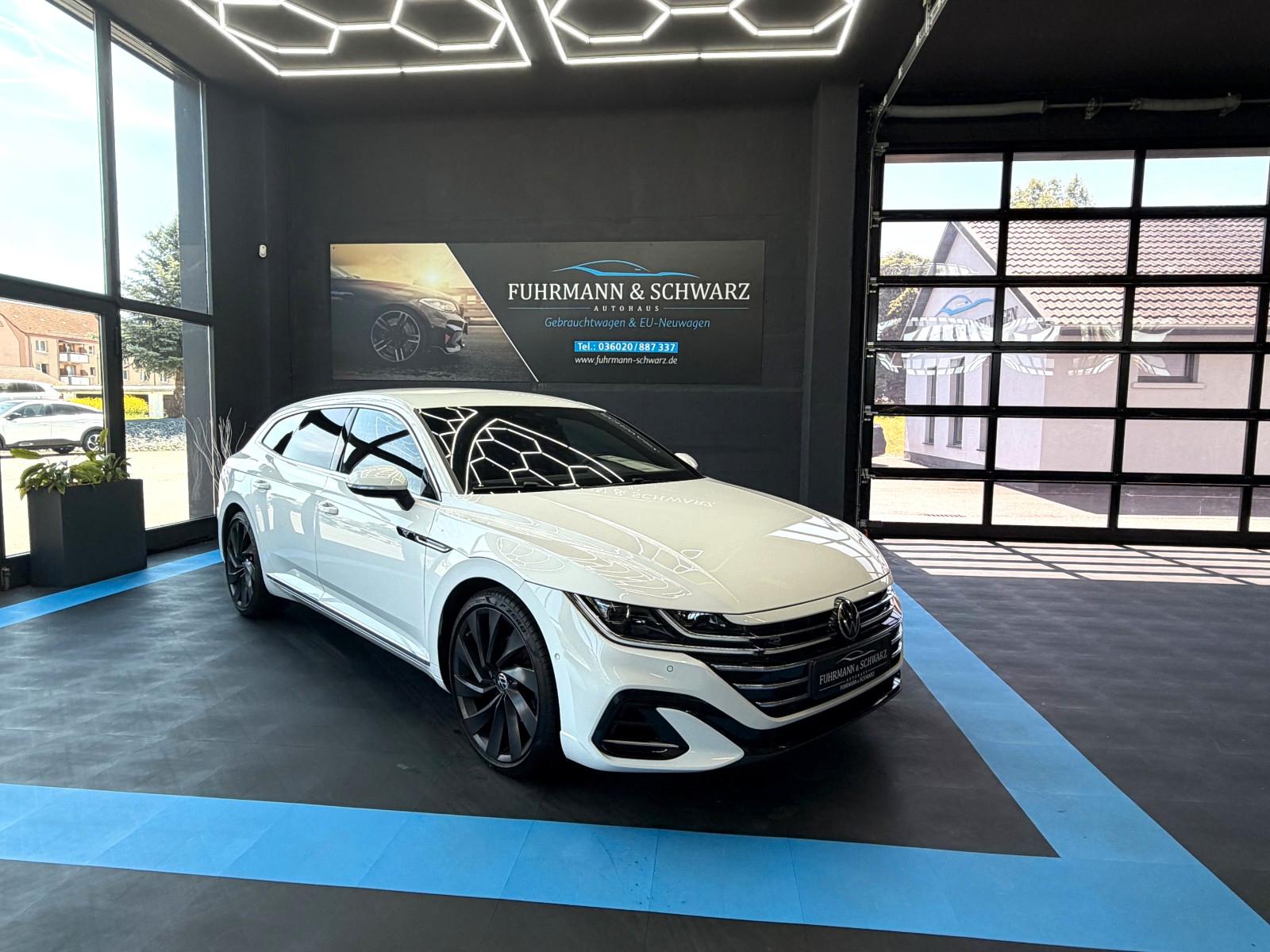 Volkswagen Shooting Brake R-Line4Motion+ACC+AHK+H&K+Standh