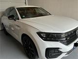 Volkswagen Touareg 3.0 V6 TDI 210kW 4MOT Tiptr. R-Line ... - VW Touareg Gebrauchtwagen in Bonn