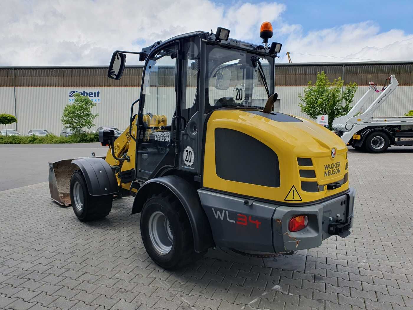 Fahrzeugabbildung Wacker WL34 (RL40) / Schaufel + Gabel / nur 743h / 62PS