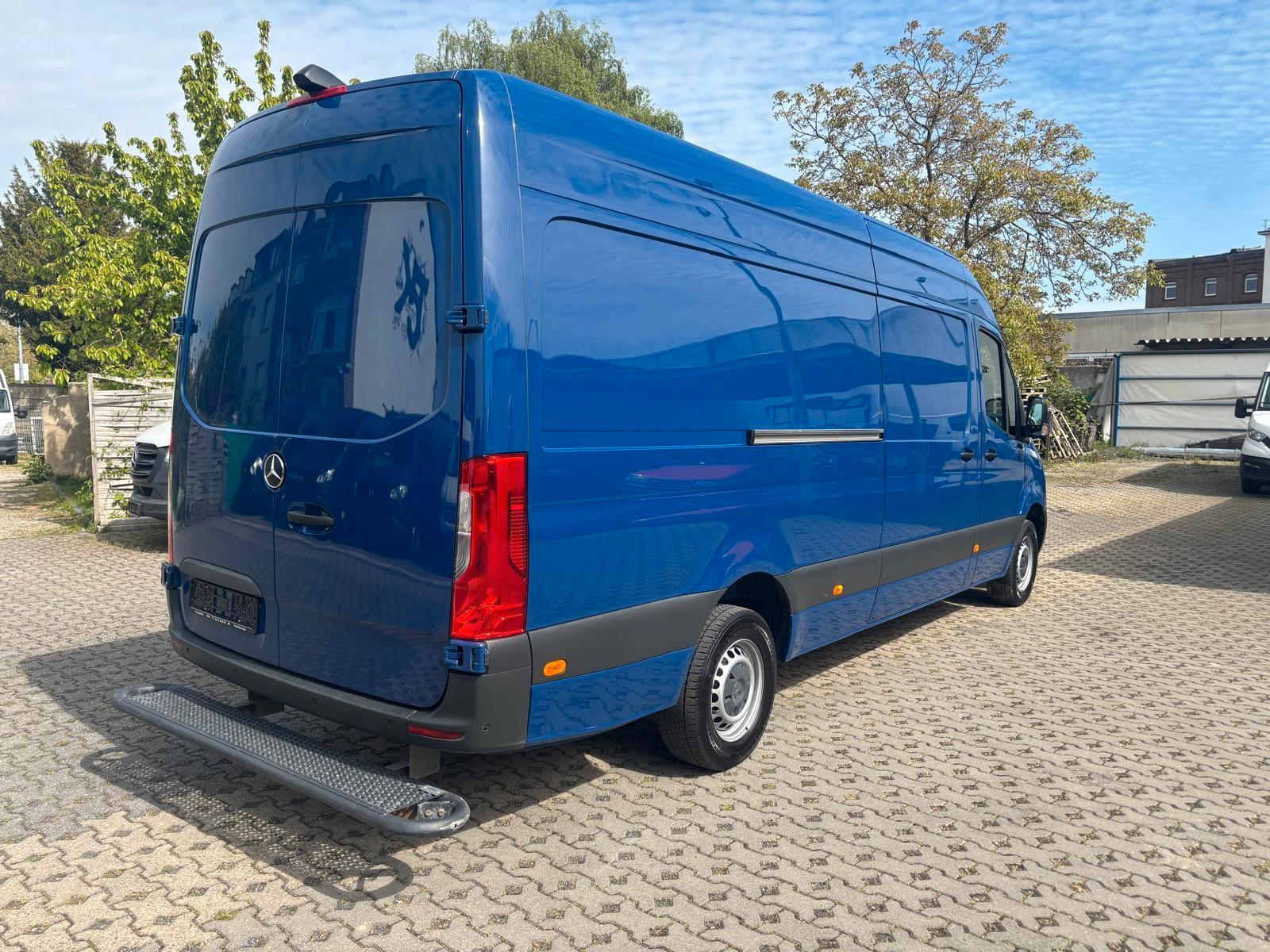 Mercedes-Benz Sprinter 317 CDI MAXI 9-G AUTOMATIK DISTRONIC
