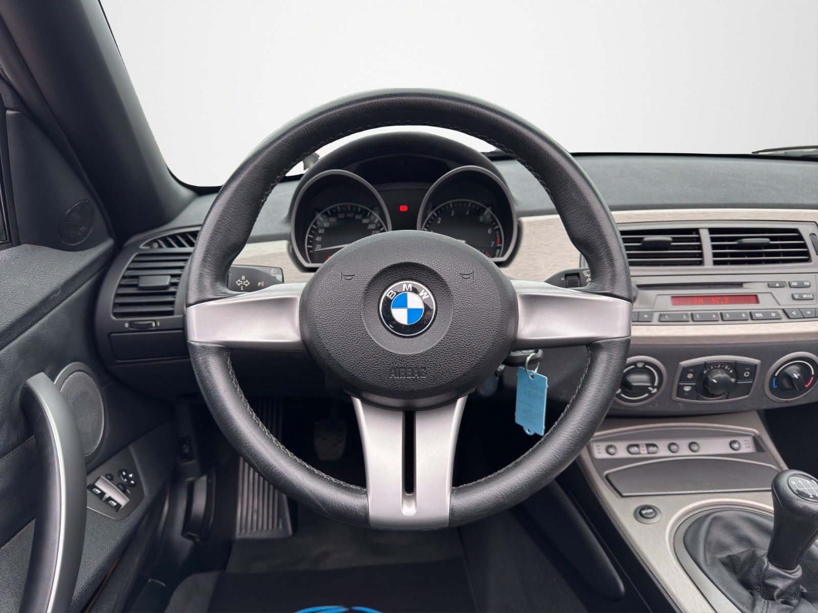 Fahrzeugabbildung BMW Z4 ROADSTER 2.5i LEDER KLIMA SITZH MEMORY 1.HD