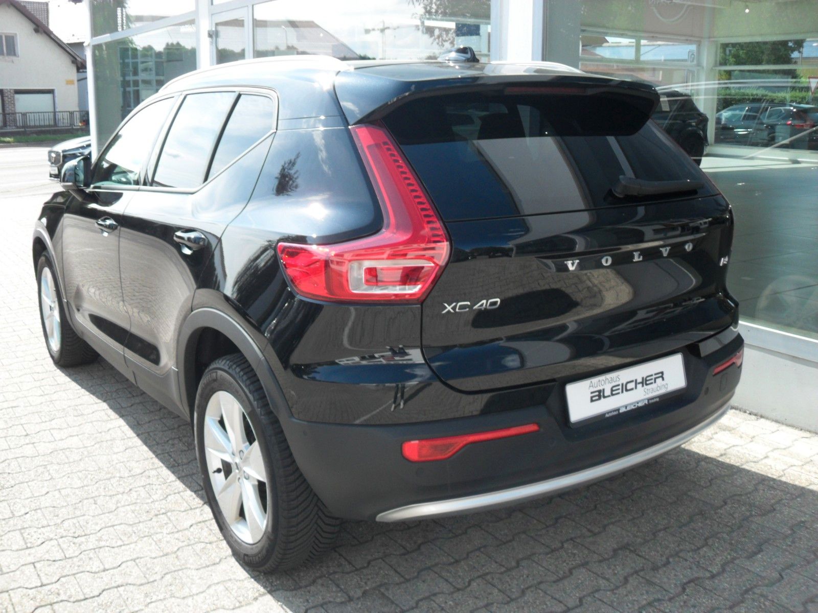 Fahrzeugabbildung Volvo XC 40 B4 Core