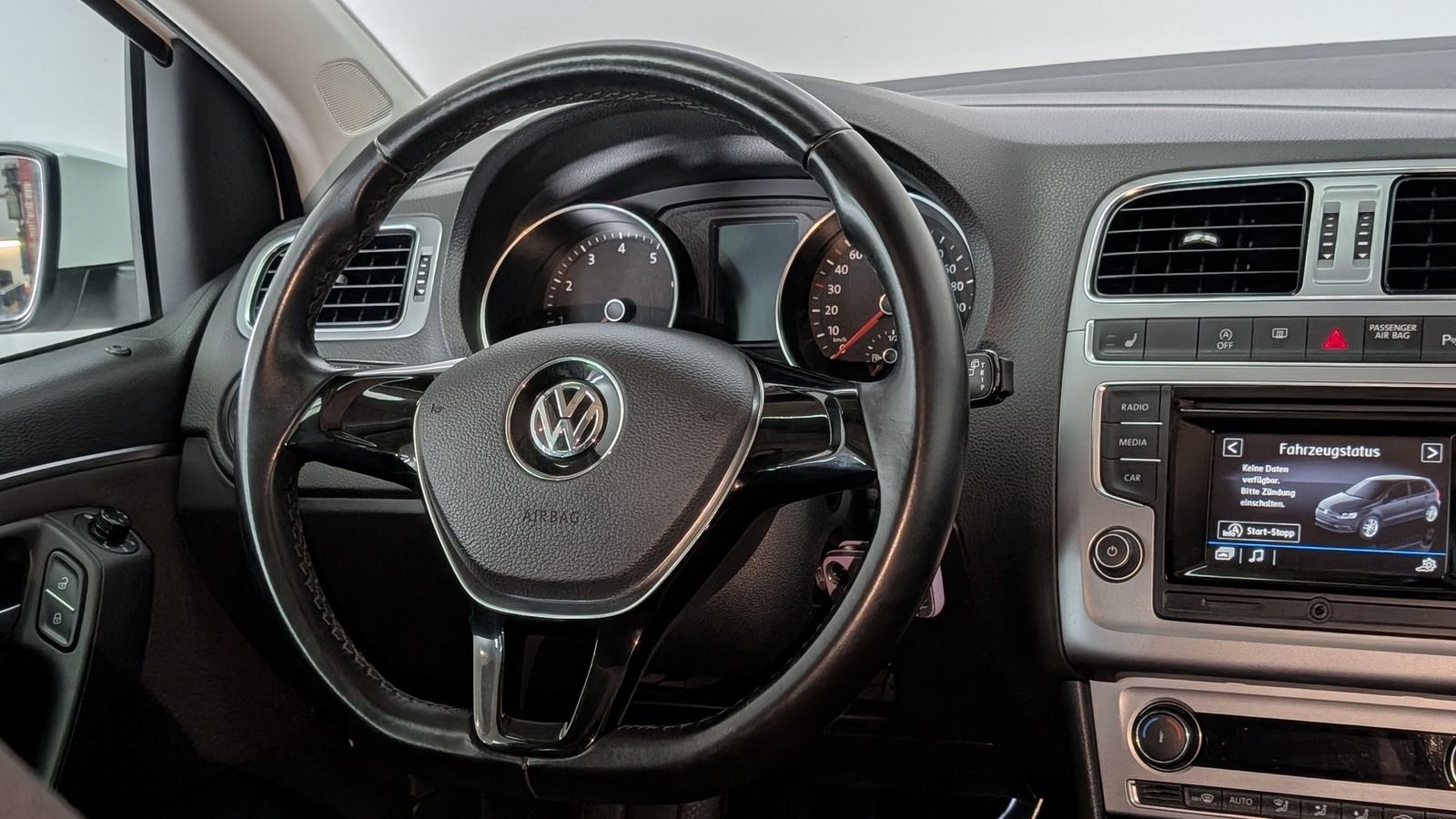 Fahrzeugabbildung Volkswagen Polo V 1.0 TSI * SHZ * LED * PDC Allstar