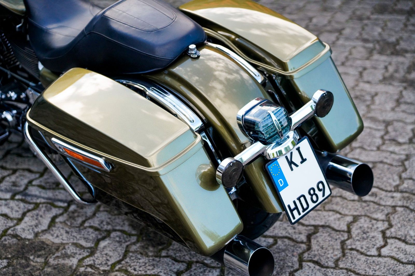 Fahrzeugabbildung Harley-Davidson FLHR Road King 107 cui - Penzl - Beinschilde