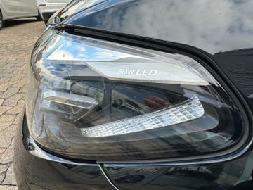 Fahrzeugabbildung BMW 520 i Limousine M Lenkrad Leder LED GSD 18"