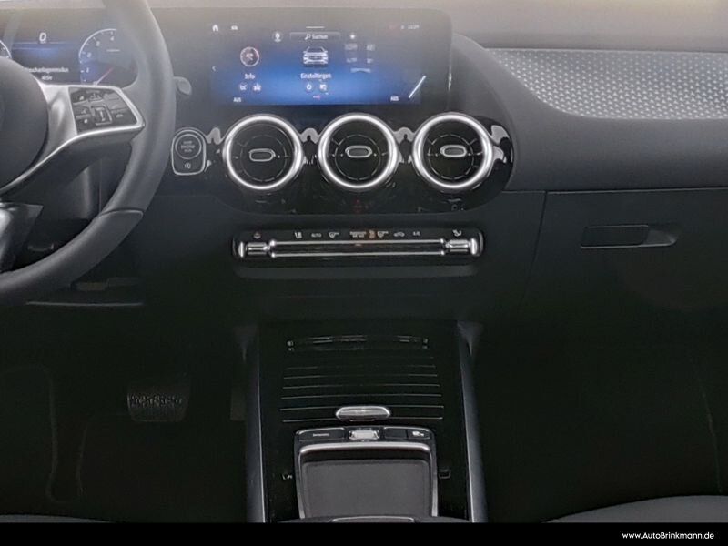Mercedes-Benz GLA 220 4MATIC LED KAMERA SPURH WINTER ADVANCED foto 5
