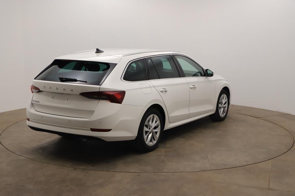 Skoda Octavia Combi Style 2.0 TDI AHK*Tempo*NAV*PDC*SH