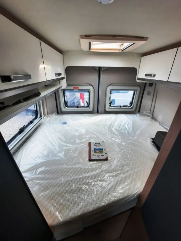 Fahrzeug Übersicht 11 Fahrzeugabbildung Weinsberg CaraBus EDITION FIRE 600 MQ Verfüg./Sparen Sie 1