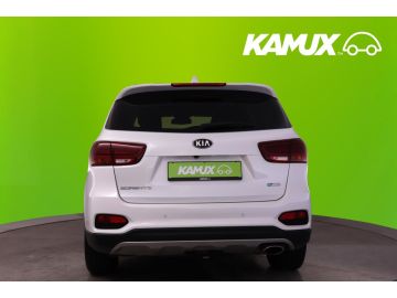 KIA Sorento - 4