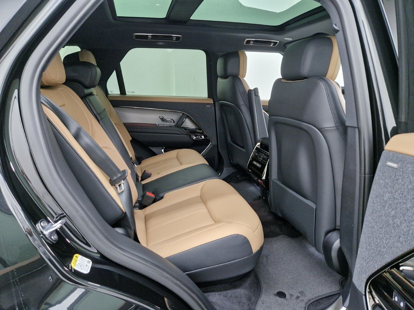 LAND ROVER Range Rover Sport  D250 Dynamic SE Black Pano – Bild 13