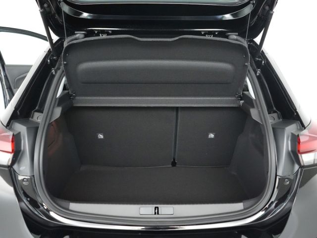 Corsa F FACELIFT+RÜCKFAHRKAMERA+SITZ-/LENKRADHEI