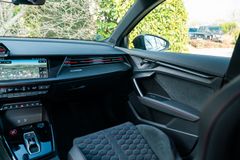 AUDI RS 3 Sportback quattro/ DYNAMIKPAKET/ INDIVIDUAL AUDI RS 3 Sportback quattro/ DYNAMIKPAKET/ INDIVIDUAL