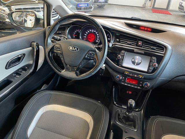 Kia Cee'd *1.HAND*NAVI*TEMPO*KAMERA*LKHZ*