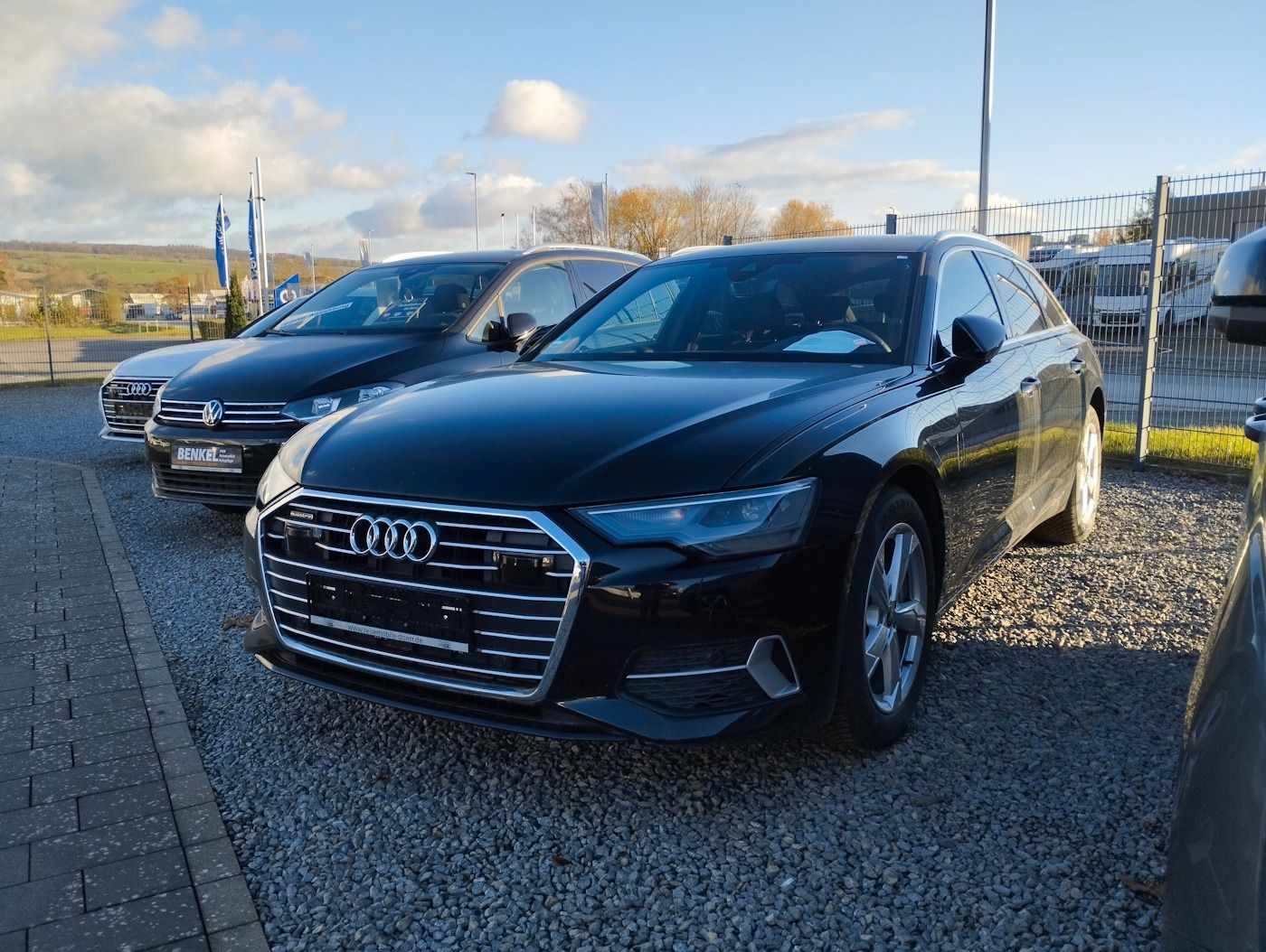 Fahrzeugabbildung Audi A6 Avant 2.0 quattro advanced NEU76T ACC LED KAM