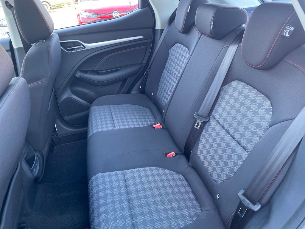 Fahrzeugabbildung MG ZS ICE 1.5 VTI-tech Comfort *Bi-LED-Scheinwerfer