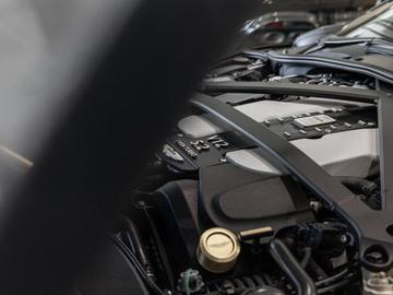 2019 Aston Martin DBS — миниатюра 29
