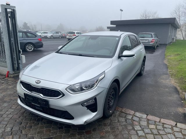 Kia cee'd / Ceed 1.0 T-GDI Vision