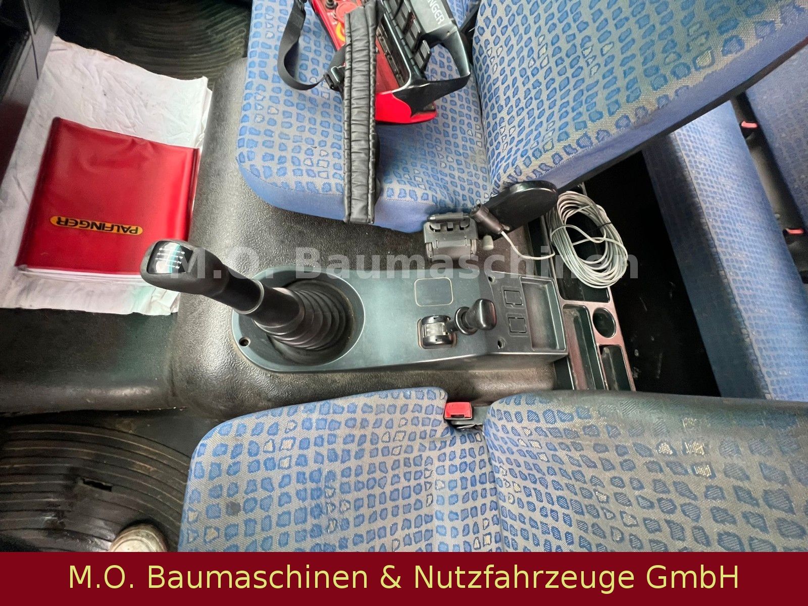 Fahrzeugabbildung MAN LE 14.220/Palfinger PK 12502/3.Seitenkipper/Doka