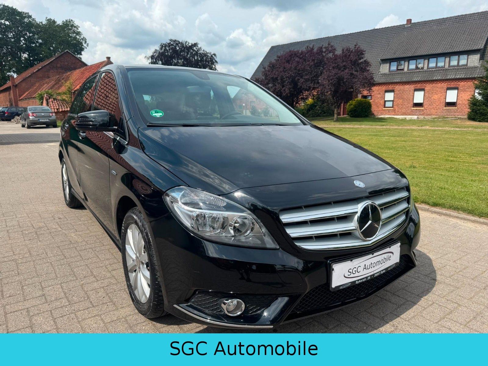 Mercedes-Benz B 180