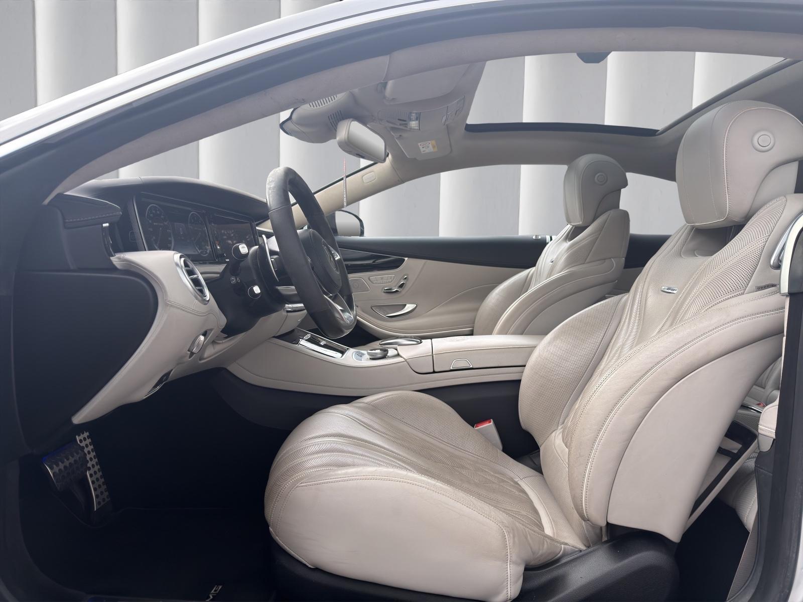 Mercedes-Benz S 63 AMG Coupe 4Matic *Swarovski*Garantie*Finanz