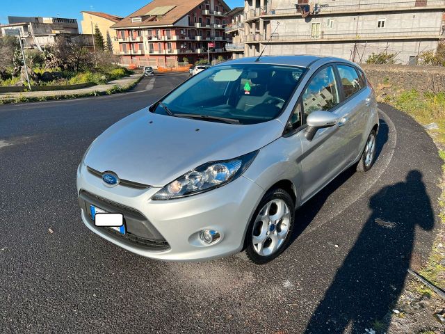 Ford Fiesta 1.4TDCI NEOPATENTATI CHIAMA