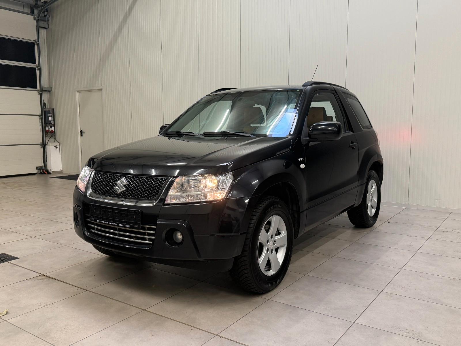 Suzuki Grand Vitara 1.6 VVT 106 ch 4x4 Club • Clim auto • Radar de recul • Sièges chauffants