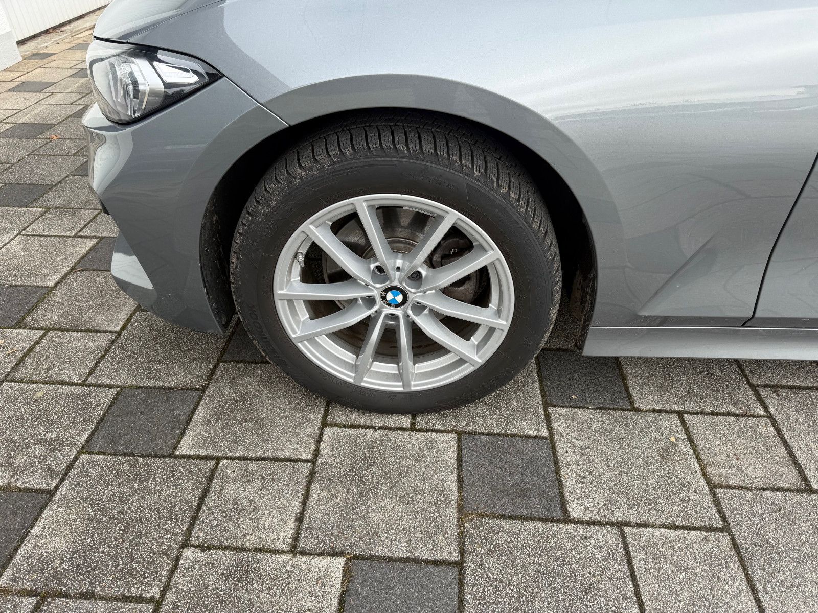 BMW 320d xDrive Touring Aut. Driv.Assistant SitzHzg foto 5