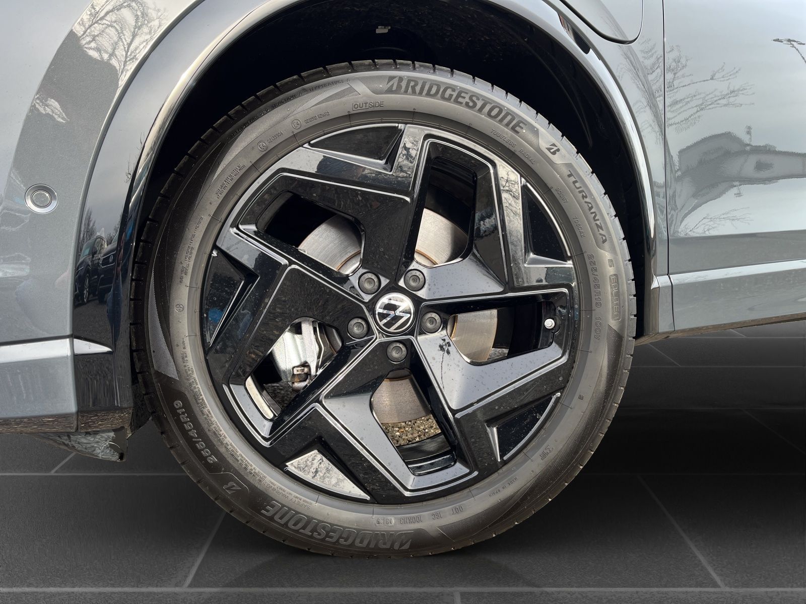 Volkswagen Tiguan - Bild 8