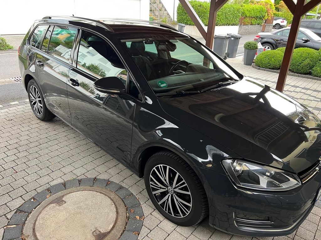 Image of Volkswagen Golf
