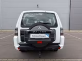 Mitsubishi Pajero 3.2 DI-D Inform Diesel AHK Netto 20.080.- - scheckheftgepflegte Mitsubishi Pajero