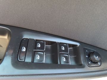 Fotografie 16 des Seat Leon ST FR 1.5 6-G AHK Pano Navi 18`