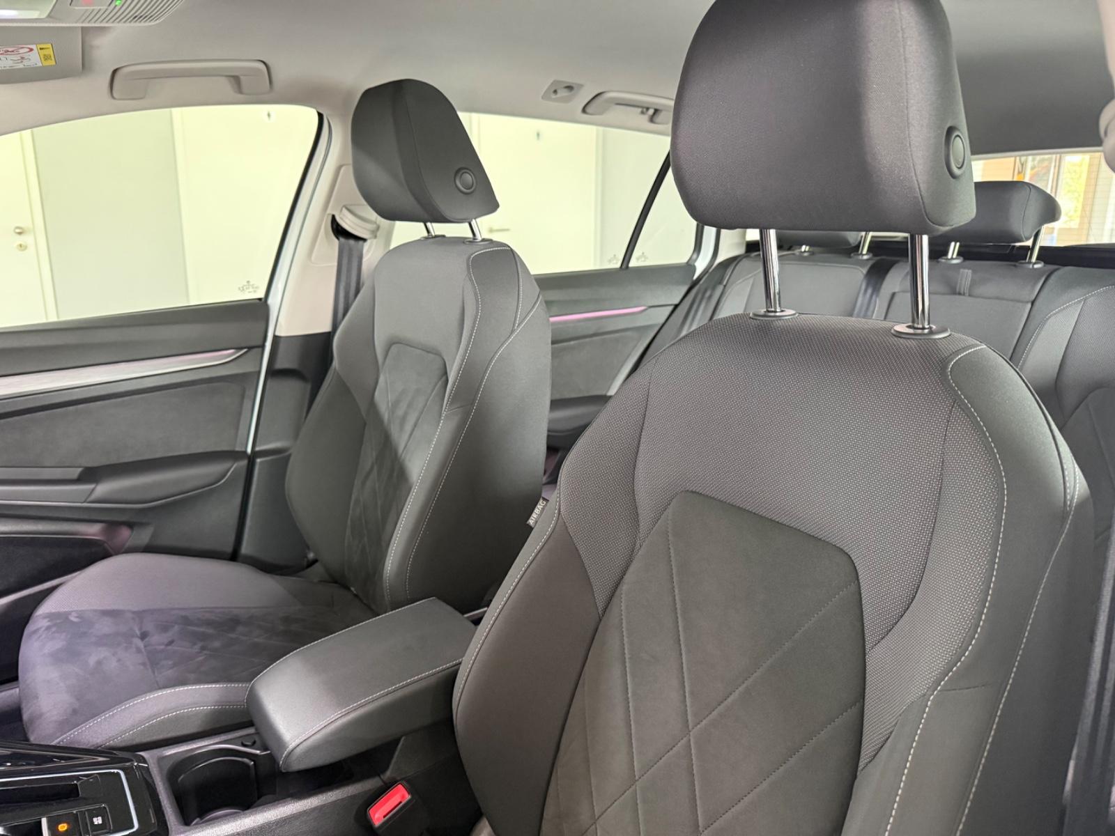 Volkswagen Golf VIII Variant Style, миниатюра 9