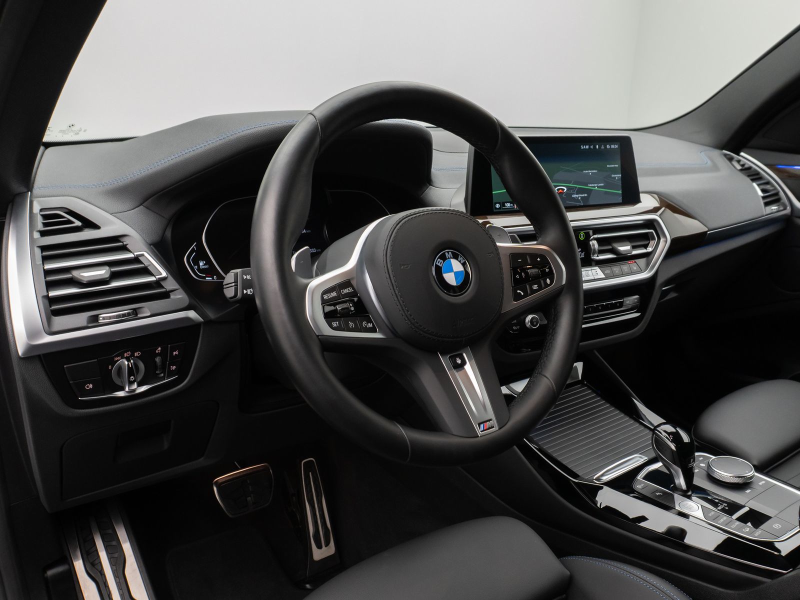 Fahrzeugabbildung BMW X3 xD30d M Sport Kamera DAB HiFi Lenkrhzg 20Zoll