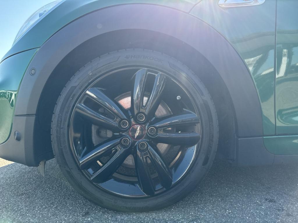 MINI Cooper S Cabrio JCW-Paket Sportsitze Sport-Leder