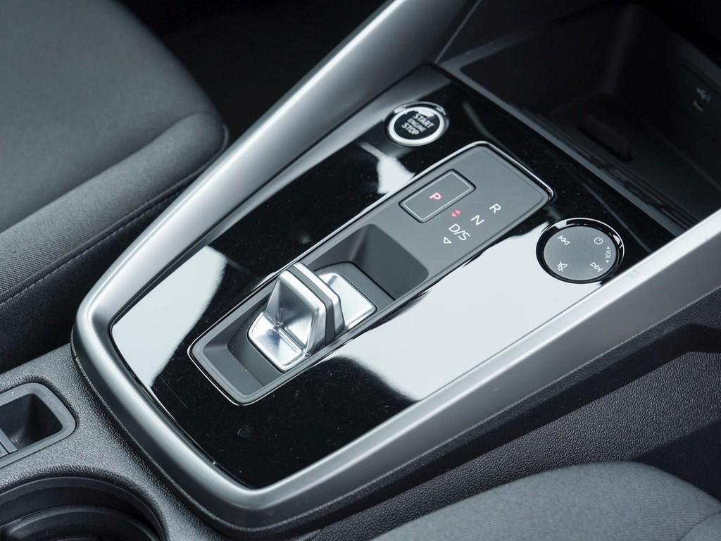 Audi A3 Sportback 30 TDI Navi ACC StandHzg Business, миниатюра 9
