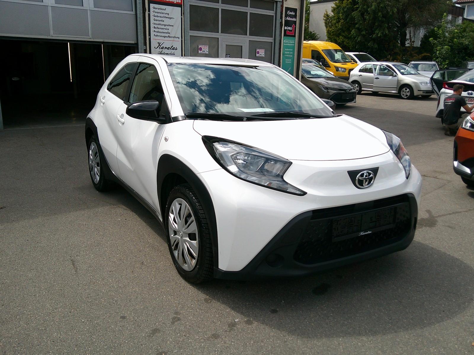 Toyota Aygo X Play Automatik Kamera ACC Klima Androit