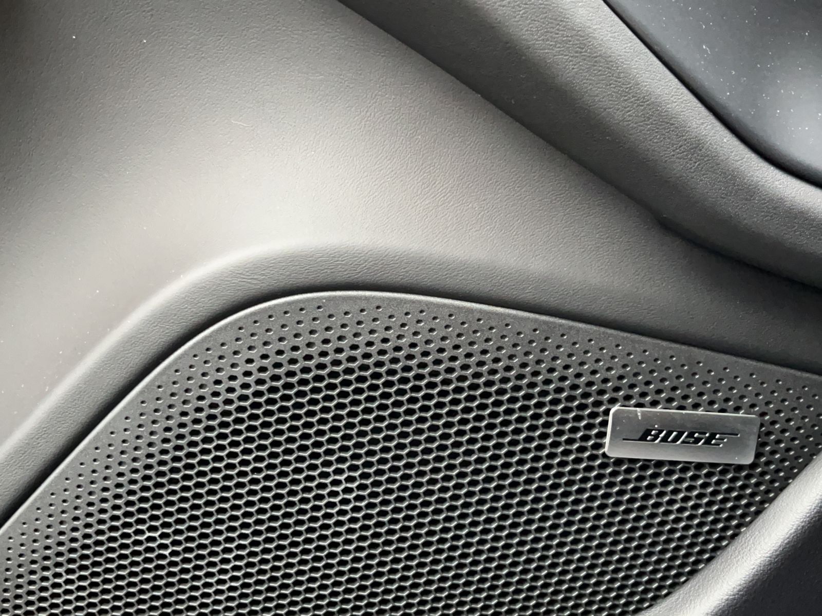 Porsche Taycan - Bild 21