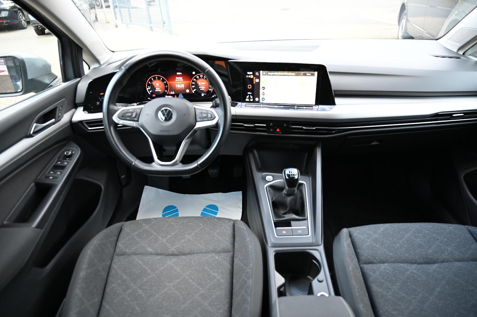 Volkswagen Golf VIII Lim. 1.5 TSI Life Navi LED PDC CarPlay, миниатюра 9