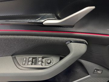 Fahrzeugverkauf 11 Skoda Kodiaq 1.5 TSI AHK 7-Sitze Matrix Navi