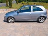 Opel Corsa 1.0 12V Klimaautomatik - Opel Corsa mit Benzin-Antrieb: Kleinwagen, 12v