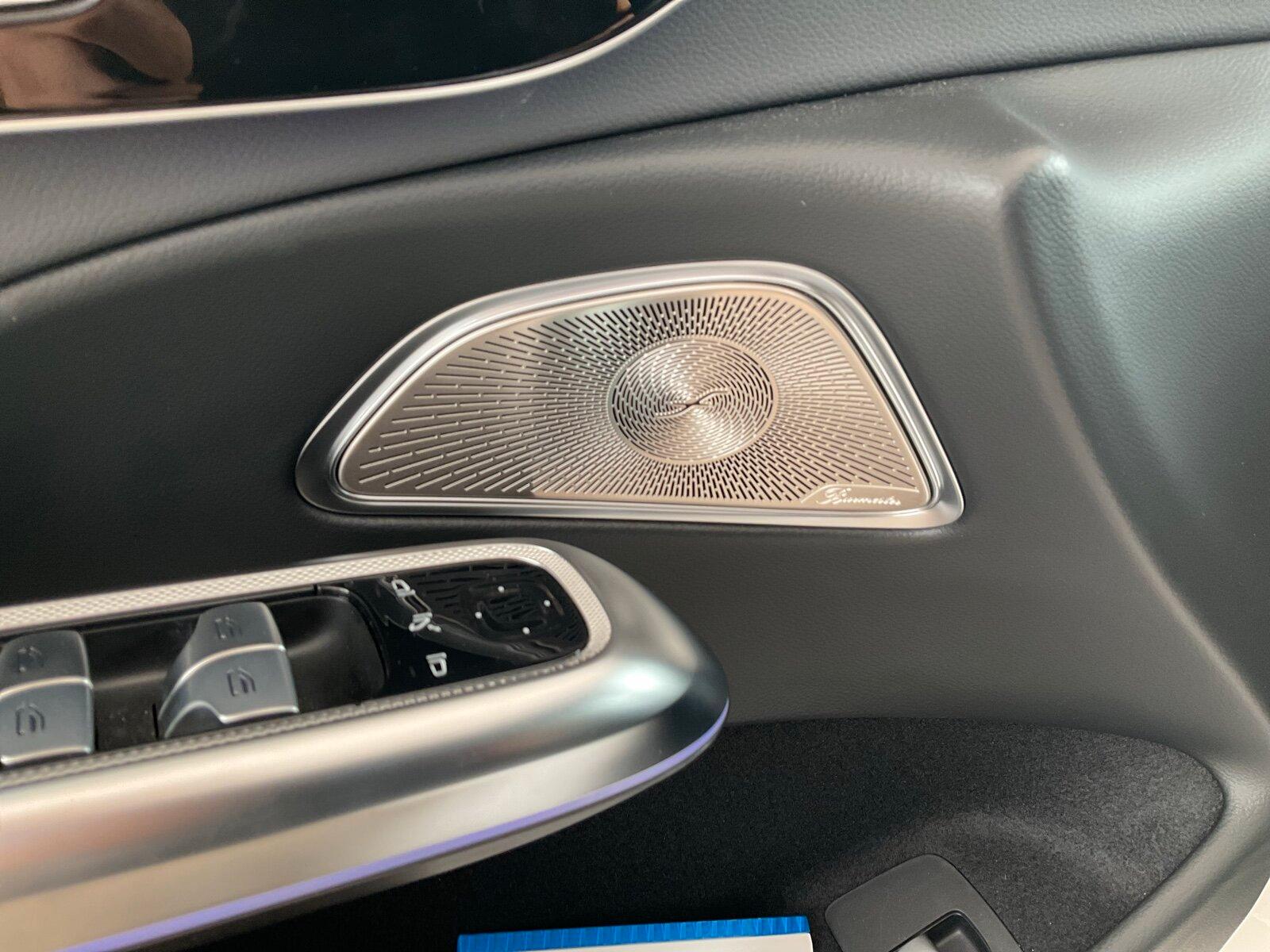 Mercedes-Benz E 220 d 4M T AMG Line/Distronic/Digital/Kamera