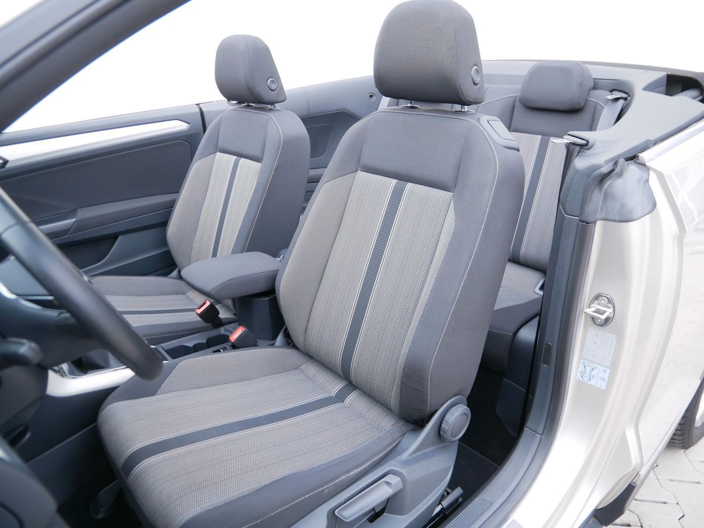 Fahrzeugabbildung Volkswagen T-Roc Cabriolet 1.0 Style AHK ACC SHZ Klimaautom