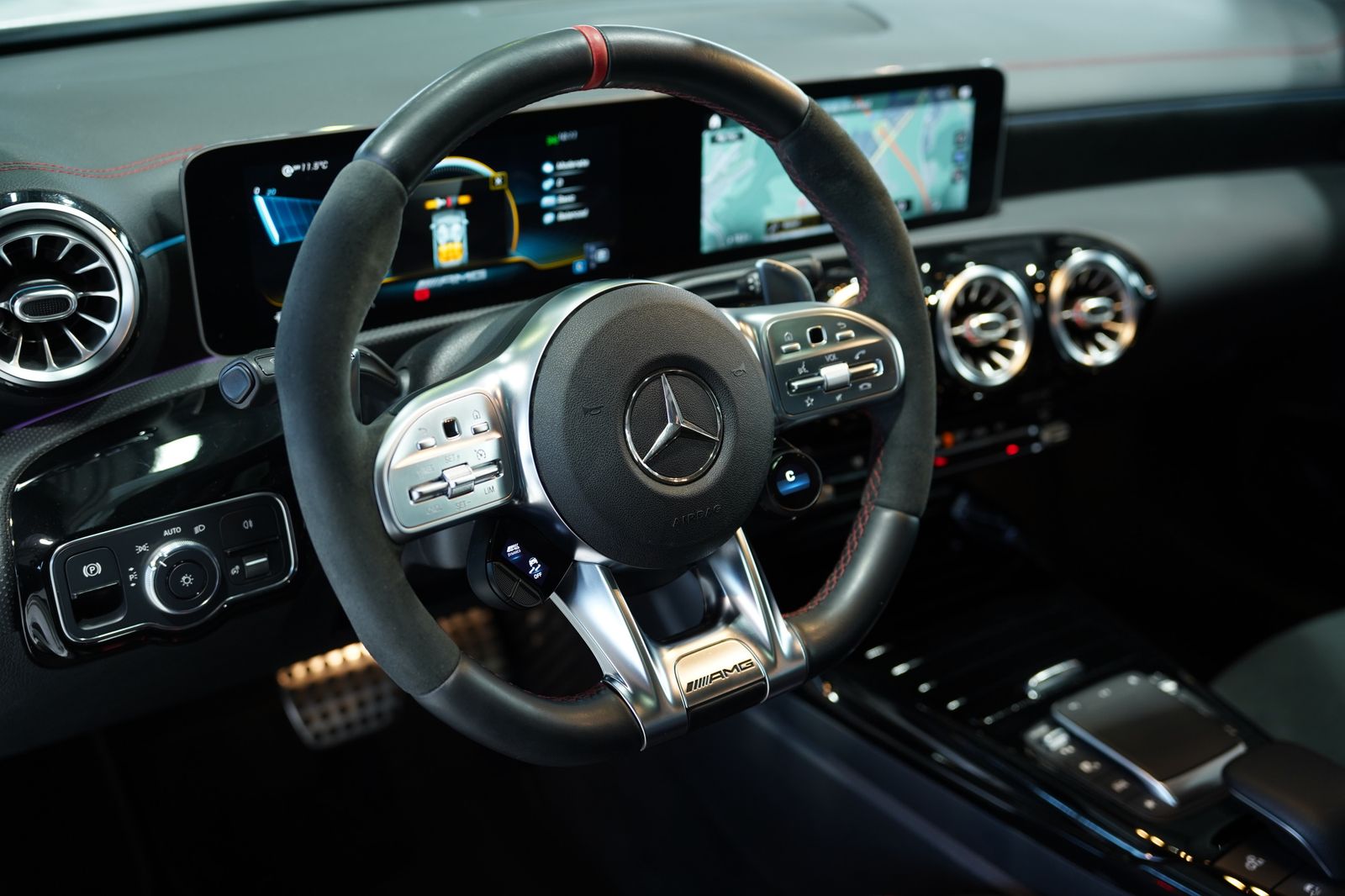 Mercedes Benz Cla 45 Amg Shooting Brake