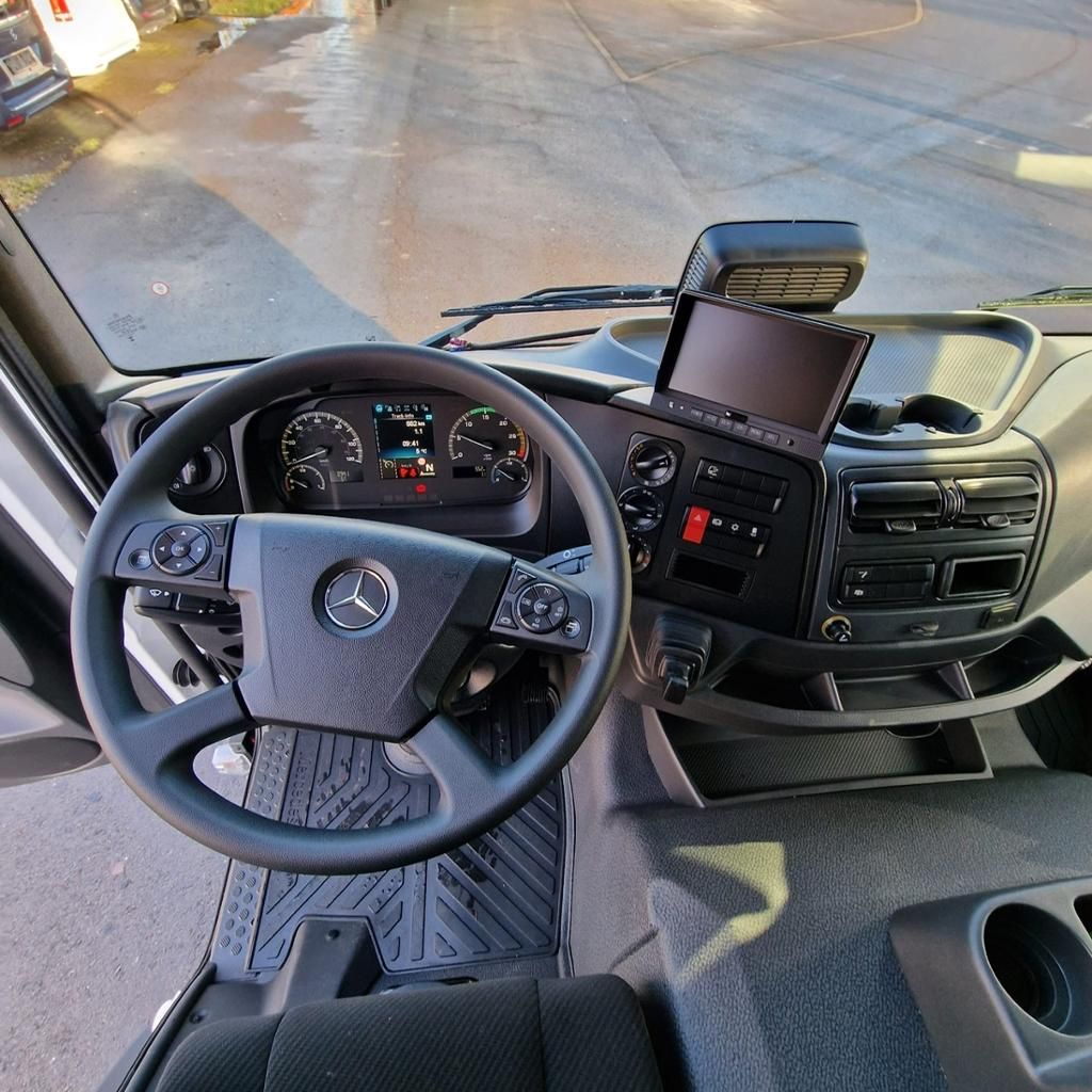 Fahrzeugabbildung Mercedes-Benz Atego 1224 L Spier Koffer AUT AHK Kam. Luft LED